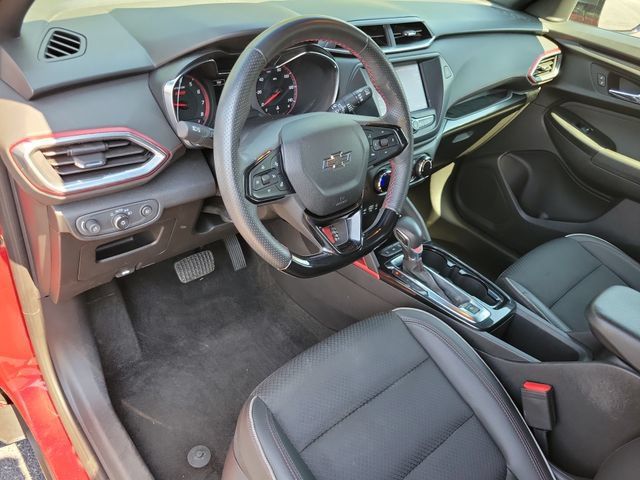 Used 2022 Chevrolet TrailBlazer RS FWD image 9