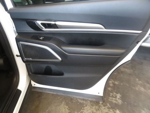 Used 2020 Kia Telluride S FWD image 28