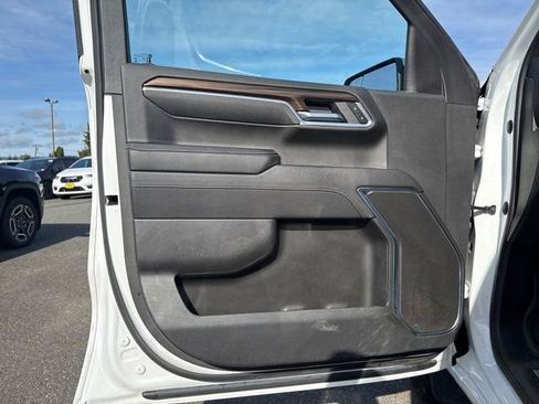 Used 2023 Chevrolet Silverado 1500 LT w/ Protection Package AWD/4WD image 25