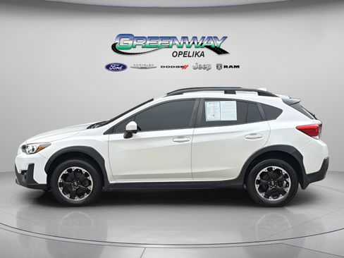 Used 2021 Subaru Crosstrek 2.0i Premium w/ Moonroof Package AWD/4WD image 4