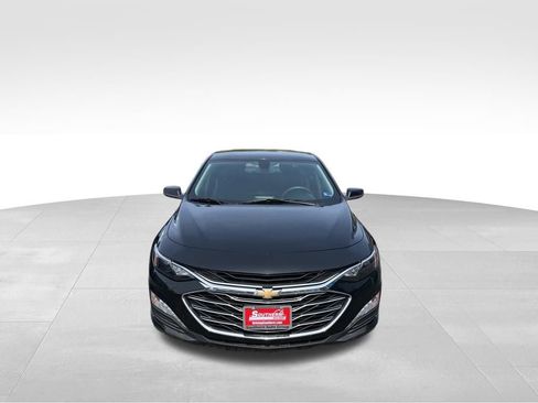 Used 2022 Chevrolet Malibu LT FWD image 2