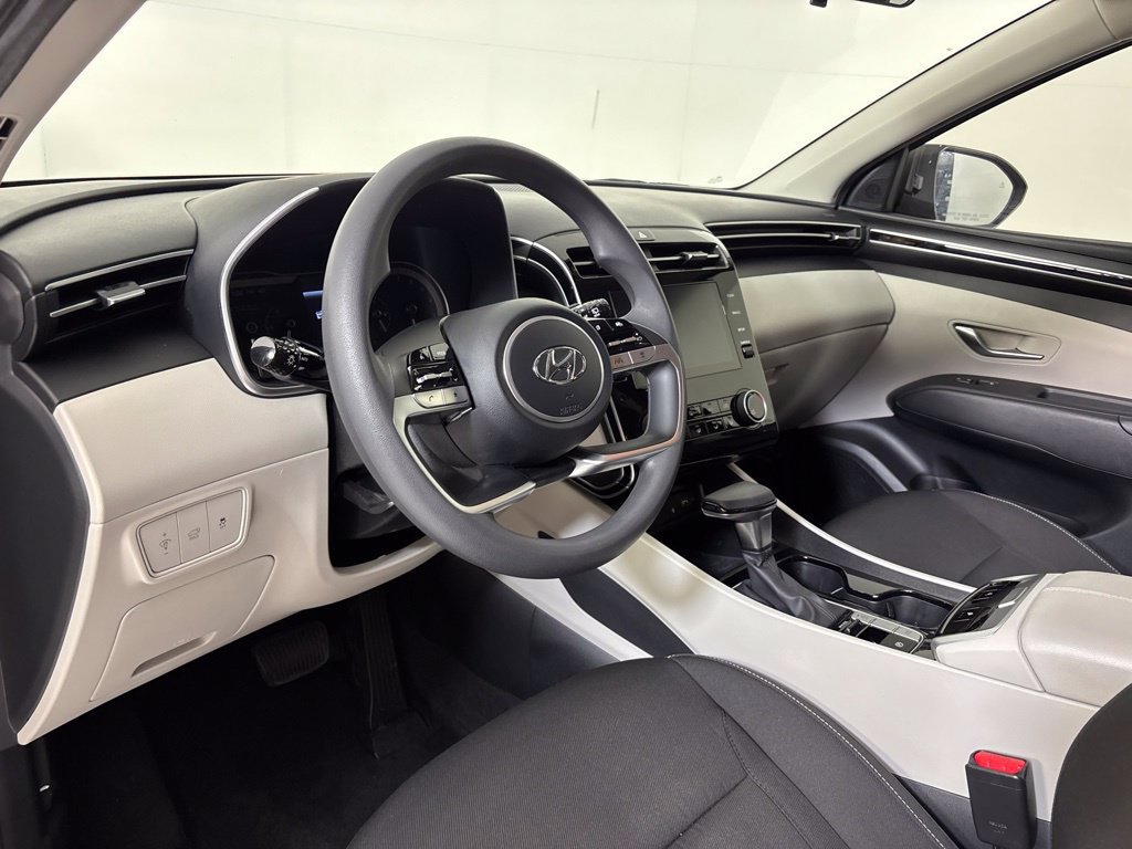Used 2023 Hyundai Tucson SEL FWD image 16