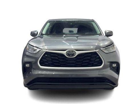 Used 2020 Toyota Highlander LE FWD image 6
