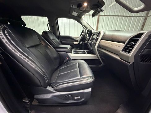 Used 2020 Ford F250 Lariat w/ FX4 Off-Road Package AWD/4WD image 13