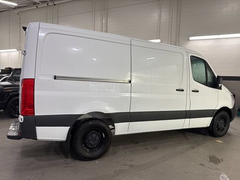 Used 2026 Mercedes-Benz Sprinter 2500 image 7