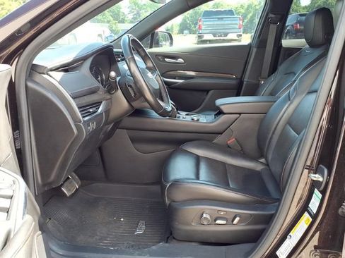 Used 2021 Cadillac XT4 Sport w/ Sun And Sound Package AWD/4WD image 21