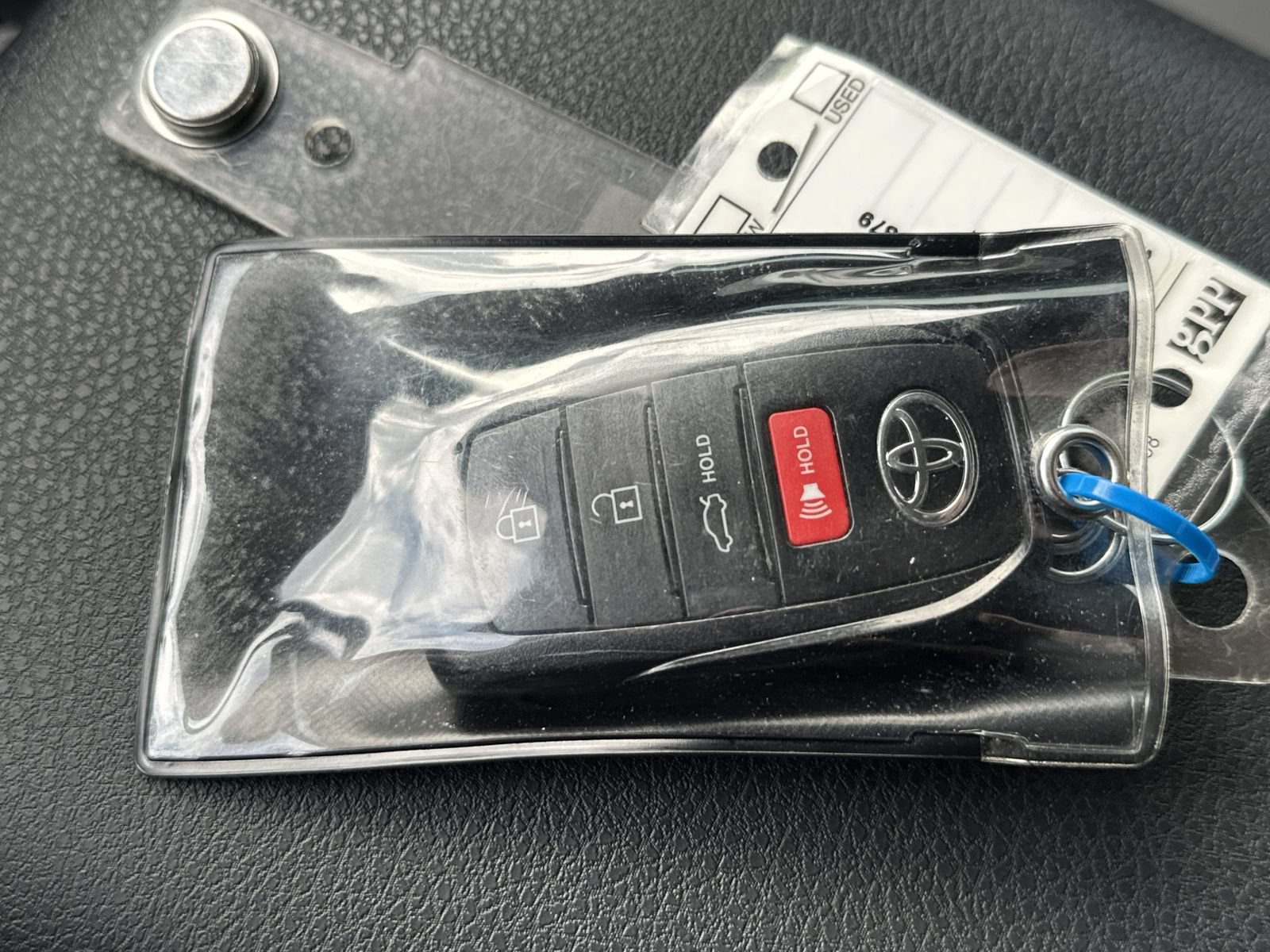 Used 2025 Toyota Camry SE FWD image 34