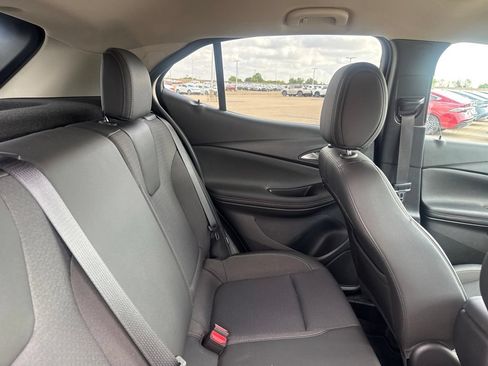 Used 2024 Buick Encore GX Preferred FWD image 31