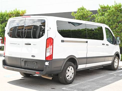 Used 2023 Ford Transit 350 XLT image 4