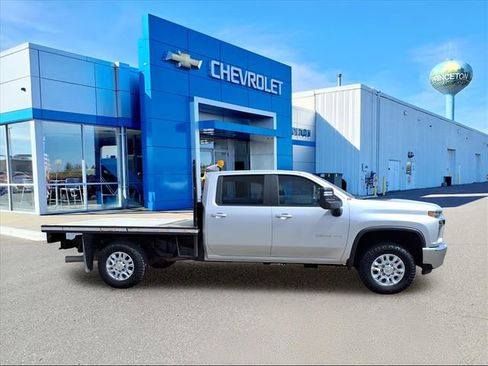 Used 2021 Chevrolet Silverado 3500 LT image 2