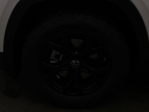 New 2026 Volkswagen Atlas Peak Edition AWD/4WD image 28
