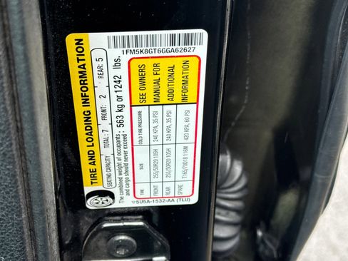 Used 2016 Ford Explorer Sport w/ Equipment Group 401A AWD/4WD image 31