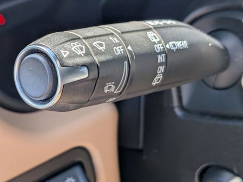 Used 2023 Chevrolet Suburban Premier AWD/4WD image 16
