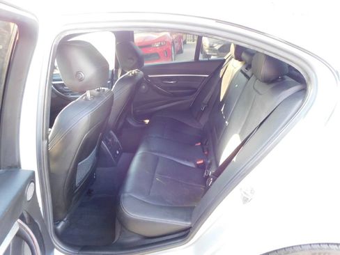 Used 2017 BMW 330e image 22