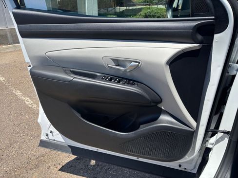 Used 2025 Hyundai Tucson SEL FWD image 18