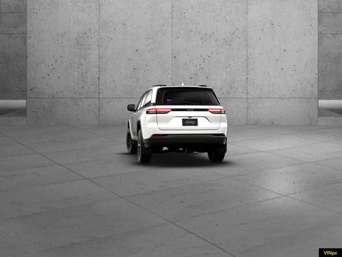 New 2026 Jeep Grand Cherokee Altitude image 13