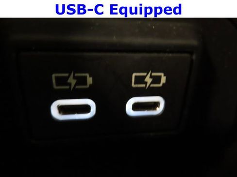 Used 2024 Toyota RAV4 LE AWD/4WD image 9