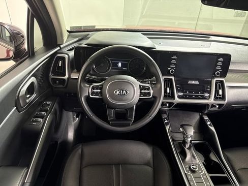 Used 2021 Kia Sorento S image 24