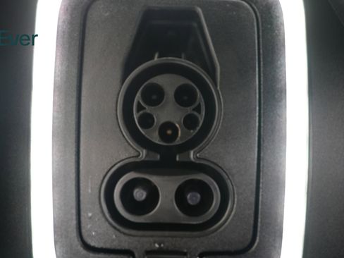 Used 2024 Rivian R1S Adventure AWD/4WD image 10