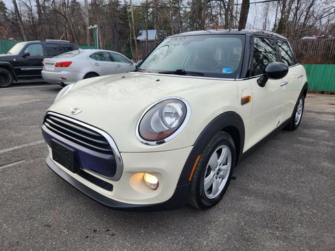 Used 2016 MINI Cooper 4-Door Hardtop w/ Cold Weather Package image 1