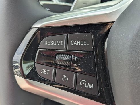 Used 2025 BMW 430i Convertible image 11