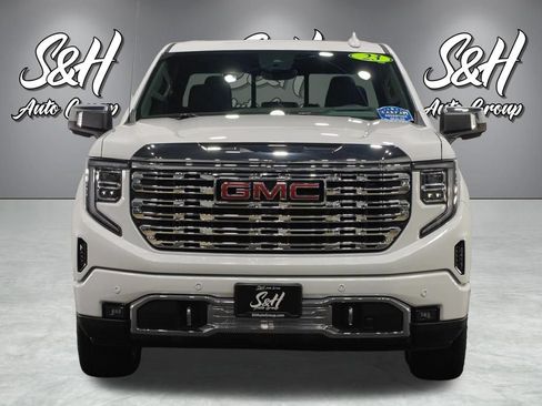 Used 2023 GMC Sierra 1500 Denali w/ Denali Reserve Package AWD/4WD image 17