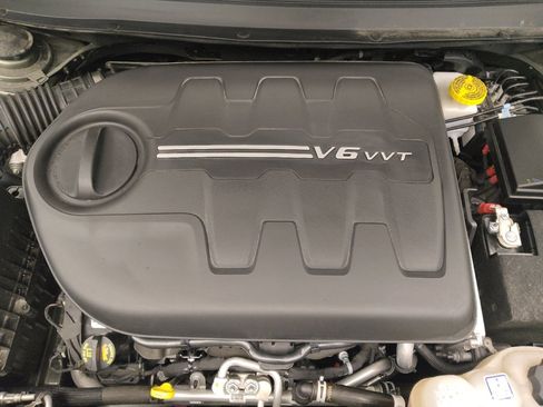 Used 2021 Jeep Cherokee Latitude Lux w/ Comfort/Convenience Group AWD/4WD image 30