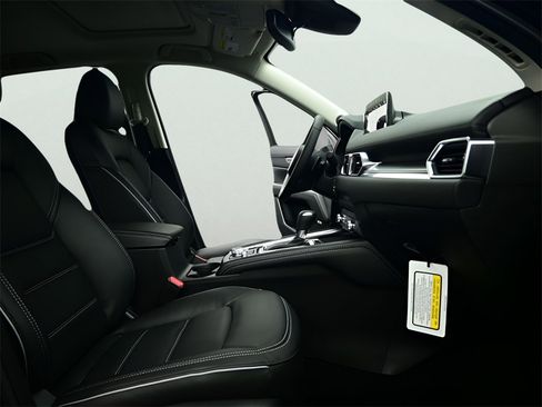 New 2025 MAZDA CX-5 AWD 2.5 S w/ Premium Plus Pkg image 6