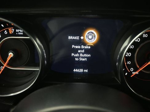 Used 2020 Jeep Wrangler Unlimited Sport AWD/4WD image 13