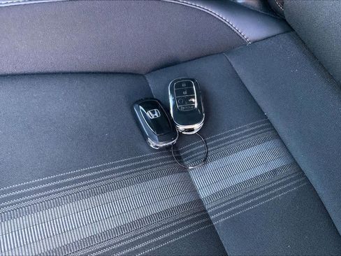 Used 2022 Honda Civic Sport image 13