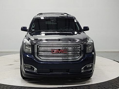 Used 2017 GMC Yukon SLT RWD image 2