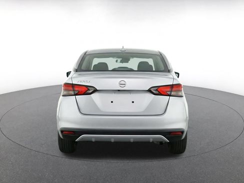 Used 2025 Nissan Versa SV FWD image 8