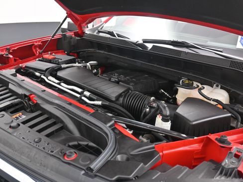 Used 2022 Chevrolet Silverado 1500 LT AWD/4WD image 30