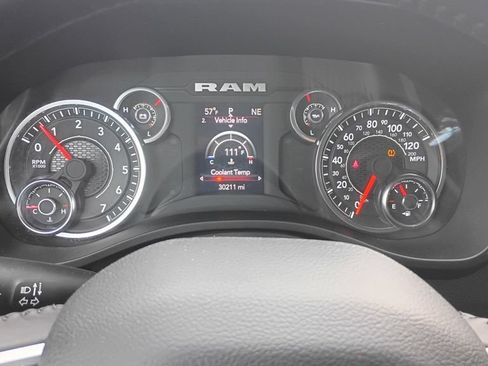 Used 2023 RAM 1500 Big Horn AWD/4WD image 33