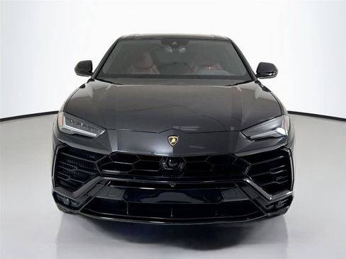 Used 2019 Lamborghini Urus AWD/4WD image 11