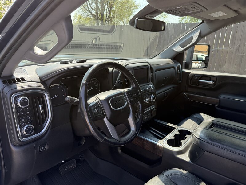 Used 2022 GMC Sierra 2500 Denali AWD/4WD image 21