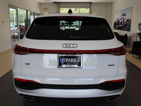 New 2026 Audi Q5 Premium Plus AWD/4WD image 25