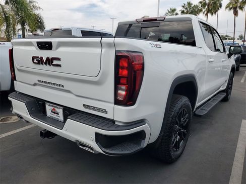 New 2026 GMC Sierra 1500 Elevation w/ Elevation Premium Package image 4