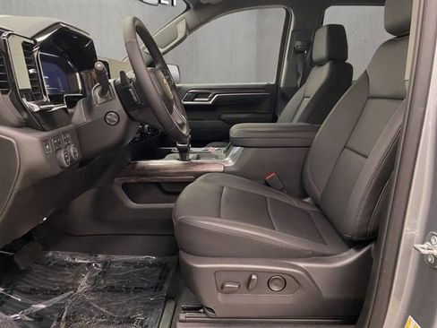 New 2025 Chevrolet Silverado 1500 LTZ w/ LTZ Convenience Package II image 13