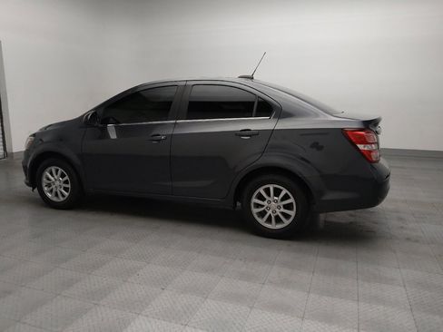 Used 2018 Chevrolet Sonic LT image 3