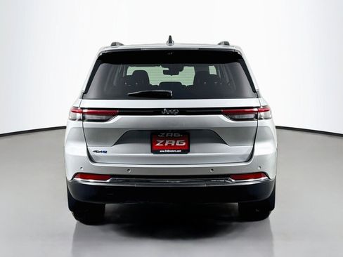 Used 2023 Jeep Grand Cherokee 4WD 4xe w/ Luxury Tech Group II image 4