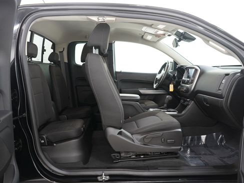 Used 2020 Chevrolet Colorado LT w/ Colorado RST Special Edition image 13