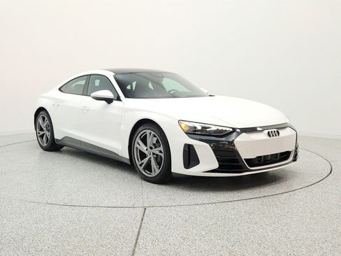 Used 2023 Audi e-tron GT Premium Plus w/ Executive Package AWD/4WD image 3