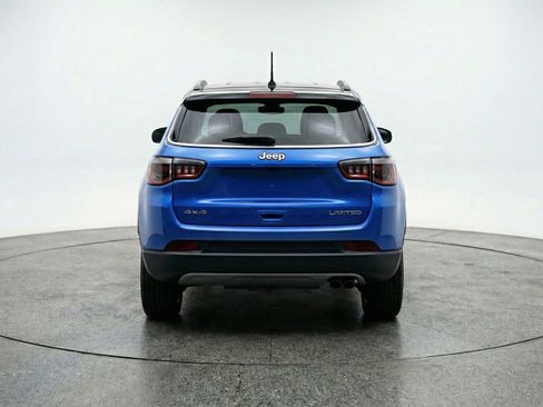 Used 2025 Jeep Compass Trailhawk image 7