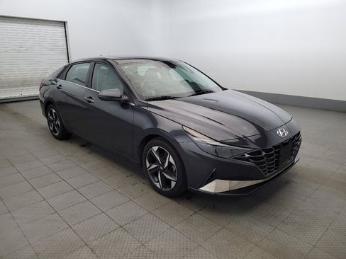 Used 2021 Hyundai Elantra Limited image 13