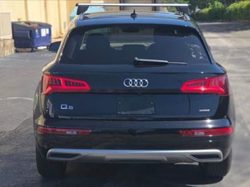 Used 2020 Audi Q5 2.0T Premium w/ Convenience Package AWD/4WD image 6