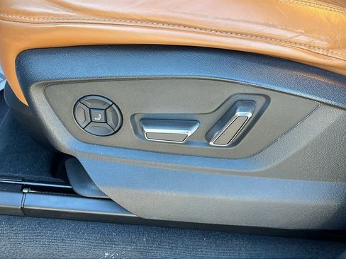 Used 2022 Audi Q7 3.0T Prestige image 21