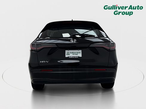 Used 2023 Honda HR-V LX image 7