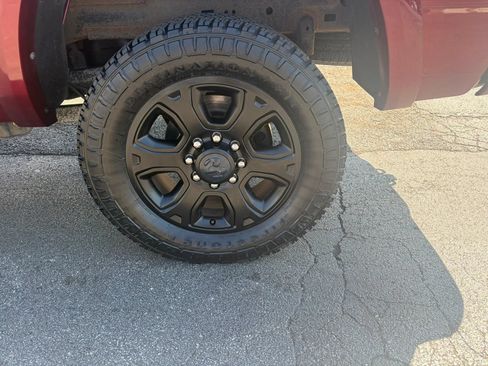 Used 2016 RAM 2500 Laramie w/ Sport Appearance Group AWD/4WD image 12