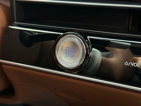 New 2026 Genesis GV70 2.5T Advanced image 37